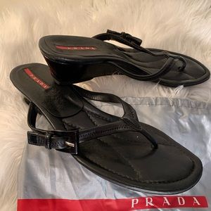 Prada black leather thong sandals, low heel. Size 37.5